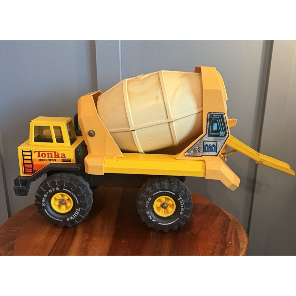 Vintage 1980s TONKA CEMENT MIXER Truck Turbo Diesel XMB-975 Pressed Steel